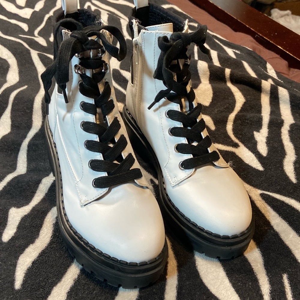 White Bootie with Lug Soles by Indigo Rd.  GUC!